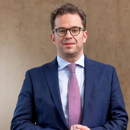Dr. Jan Markus Plathner